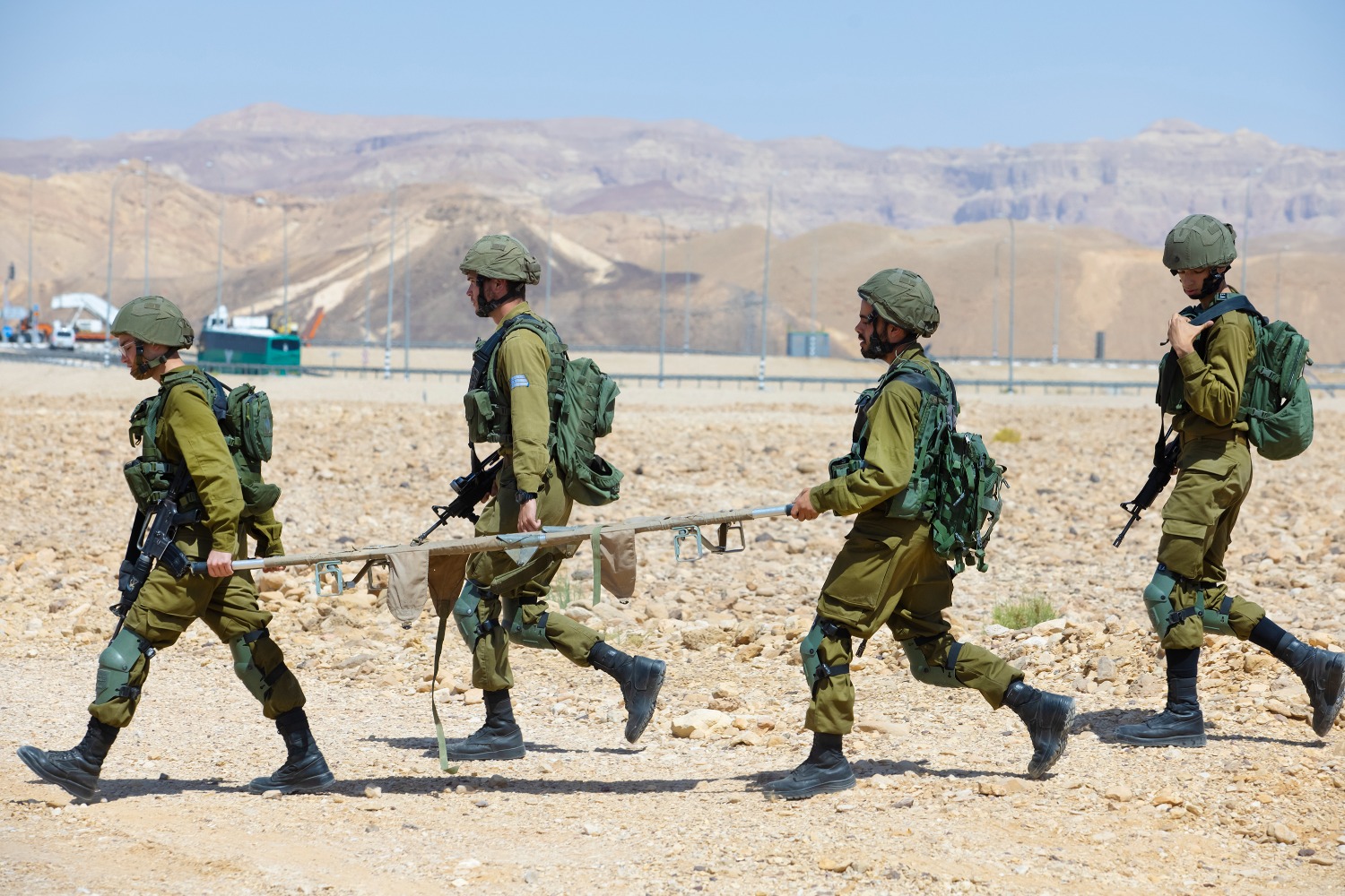 Серьезное ДТП в Негеве: 10 пострадавших, из которых 7 военнослужащие