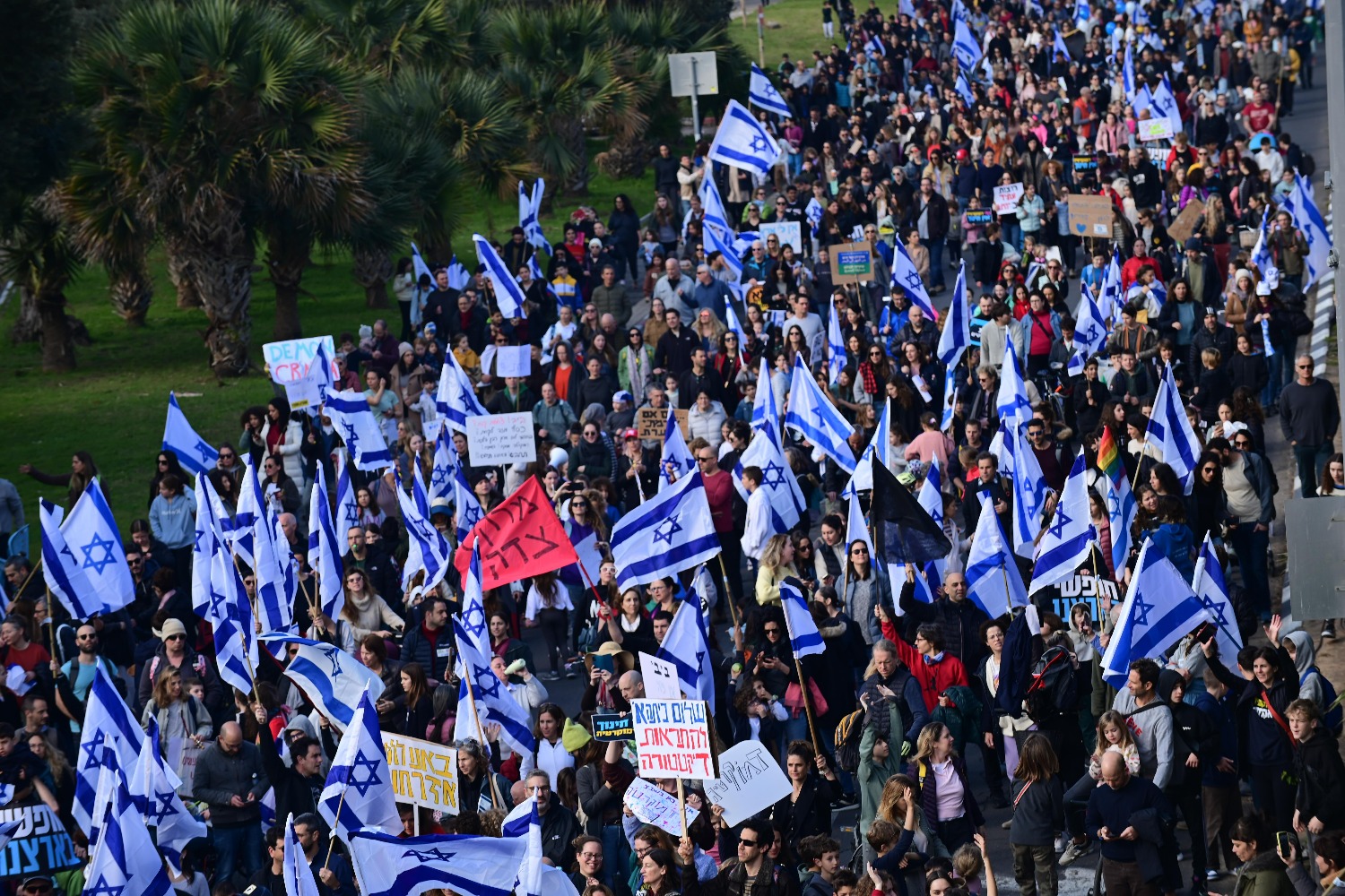 Новости израиля ньюс. Забастовка в Израиле. Народ бастует. Народ Турции бастует.