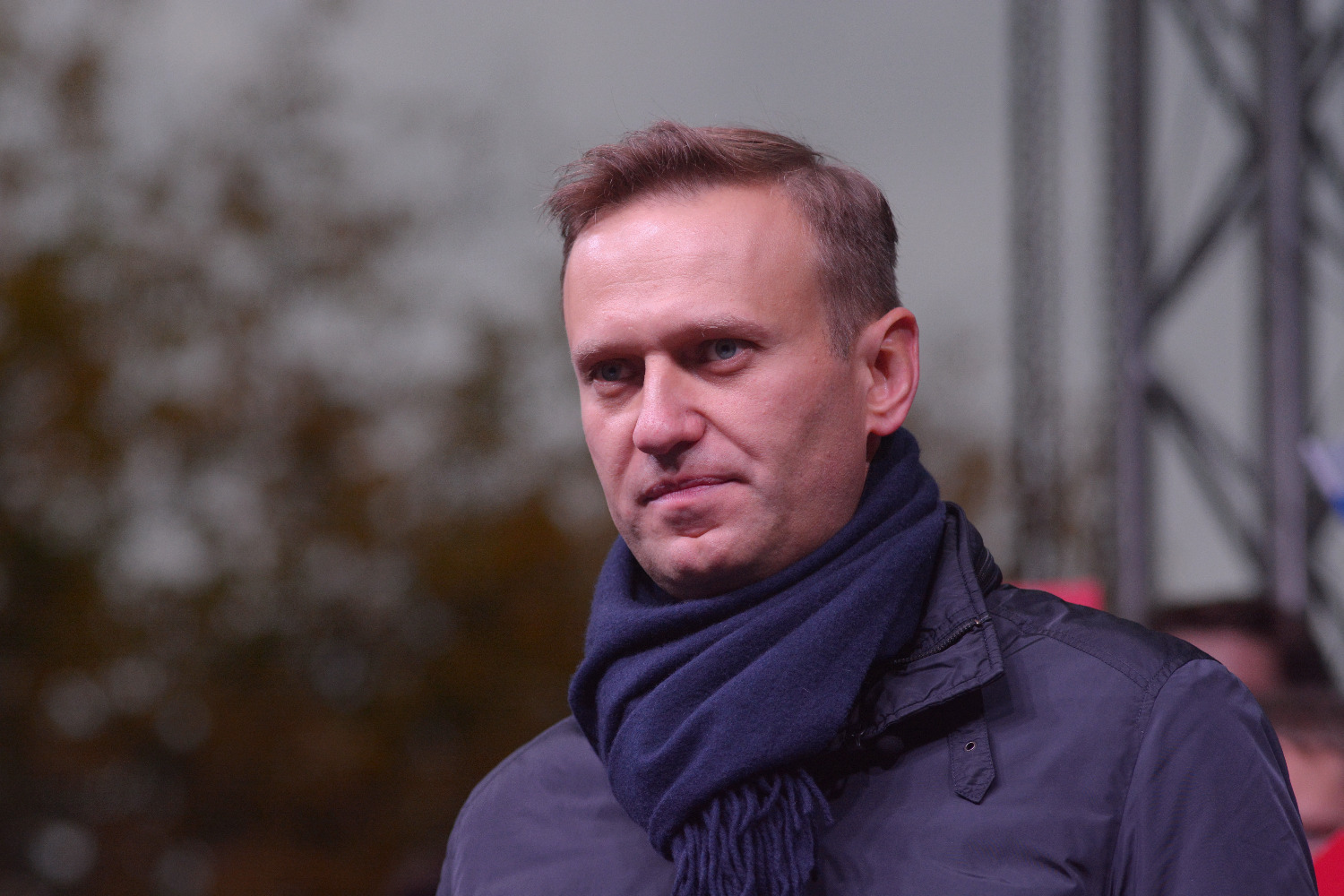Кремль заметает следы? Власти прячут от матери Навального тело убитого сына