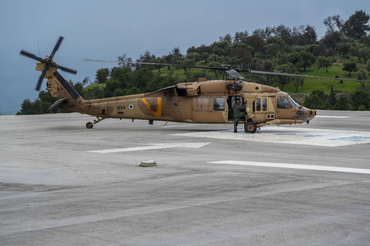 Авария вертолета в Негеве, три офицера получили ранения