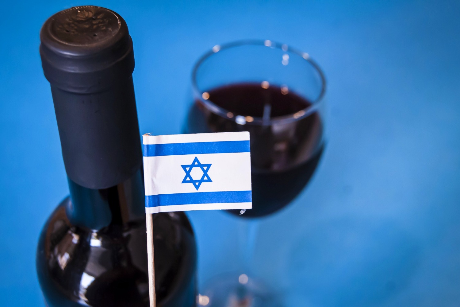Ассамбляж международный. В Израиль разрешат ввозить дешёвое вино, чтобы смешивать с местным.