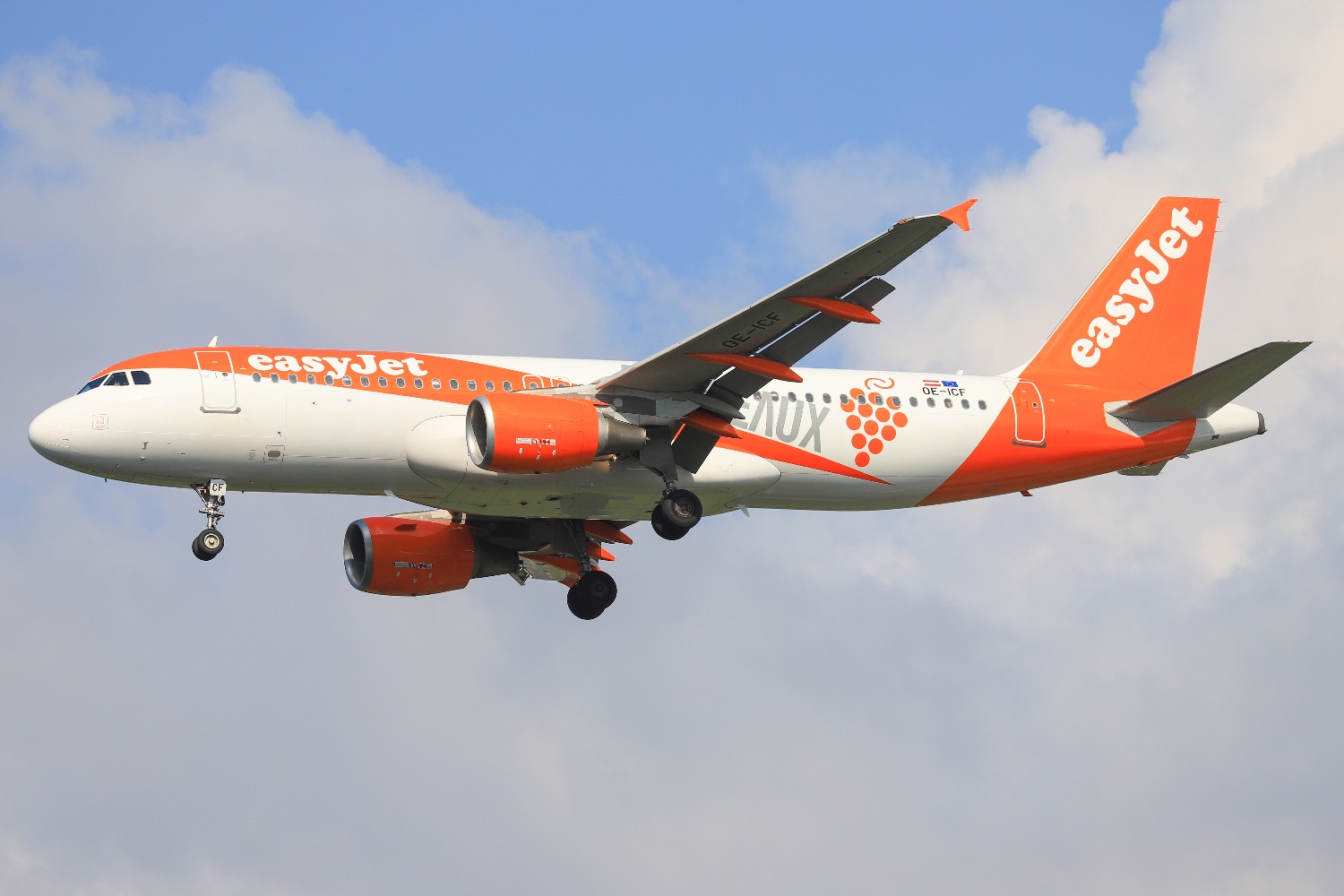 Пропал отпуск в Песах: EasyJet отменила рейсы из Израиля до конца апреля