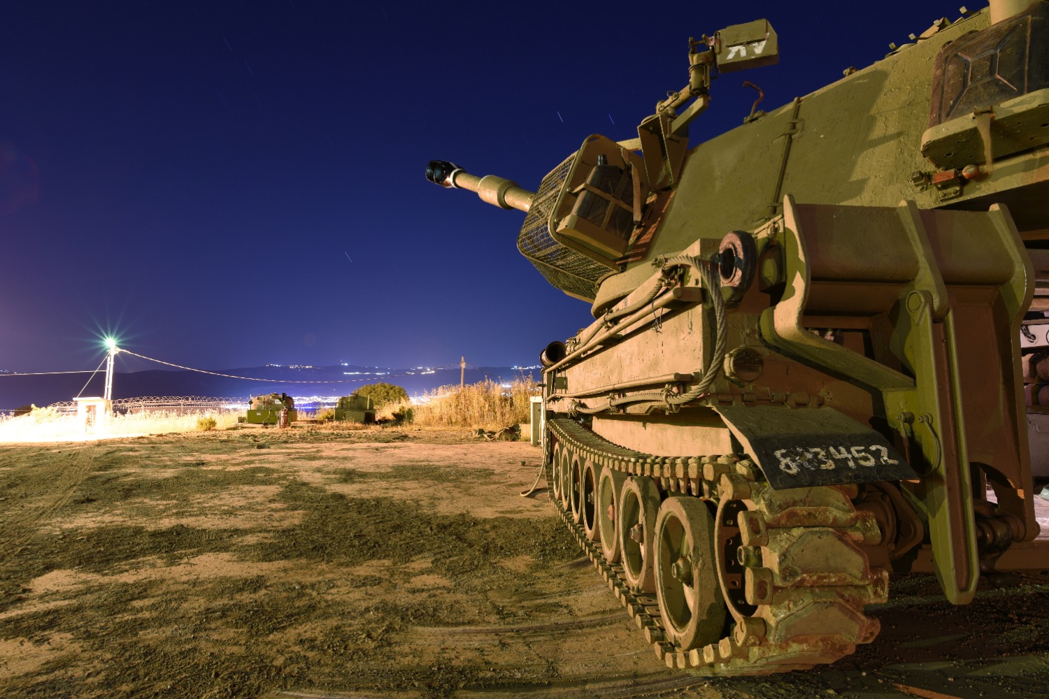ЦАХАЛ разместил сотни военных машин у границ Сектора Газа