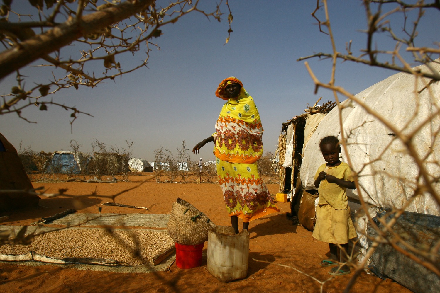 «Детей свалили в кучу и расстреляли». Правозащитники обнародовали свидетельства геноцида в Судане.