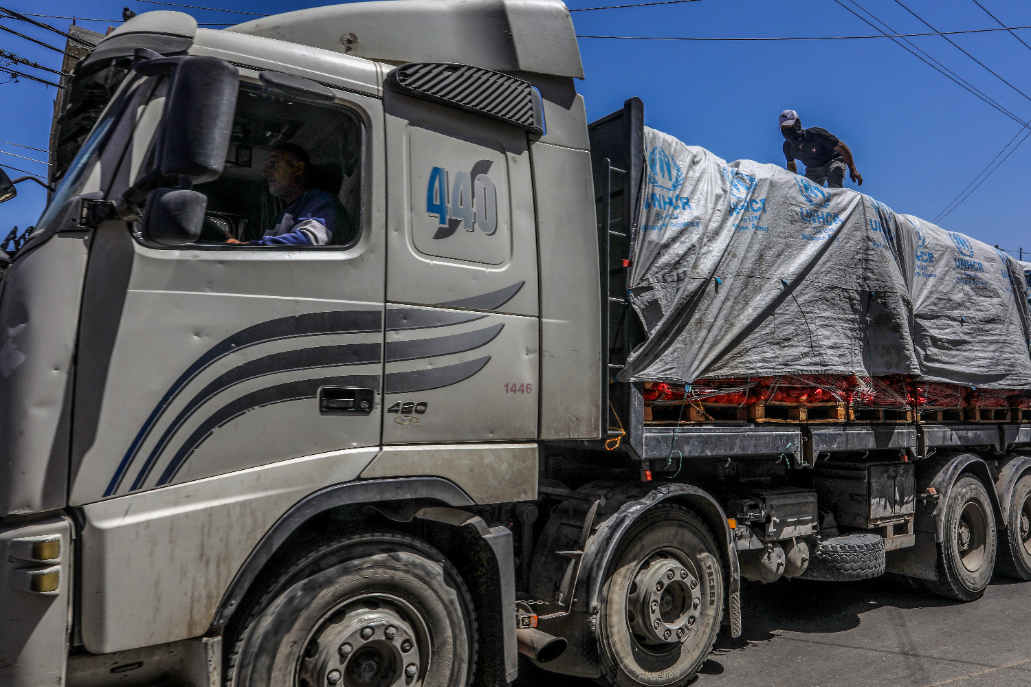«Это не евреи и не иудаизм»: репортаж о разгроме гуманитарного конвоя