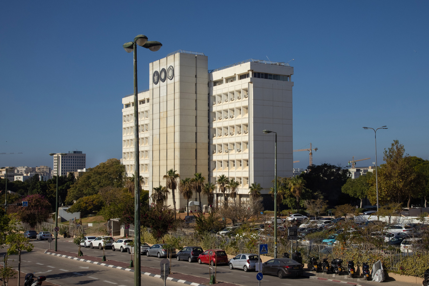 Скандал в руководстве Тель-Авивского университета: «Жаль, что Нетанияху не в вертолете Раиси»