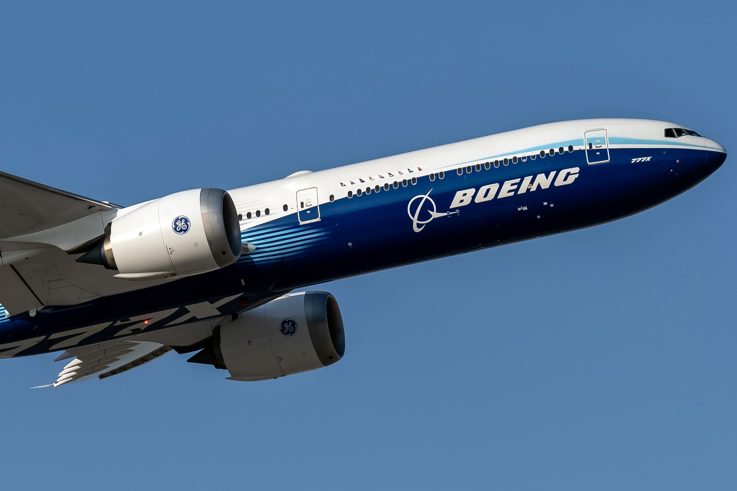 Опять «Боинг»: серьезный недочет обнаружен в самолетах 777
