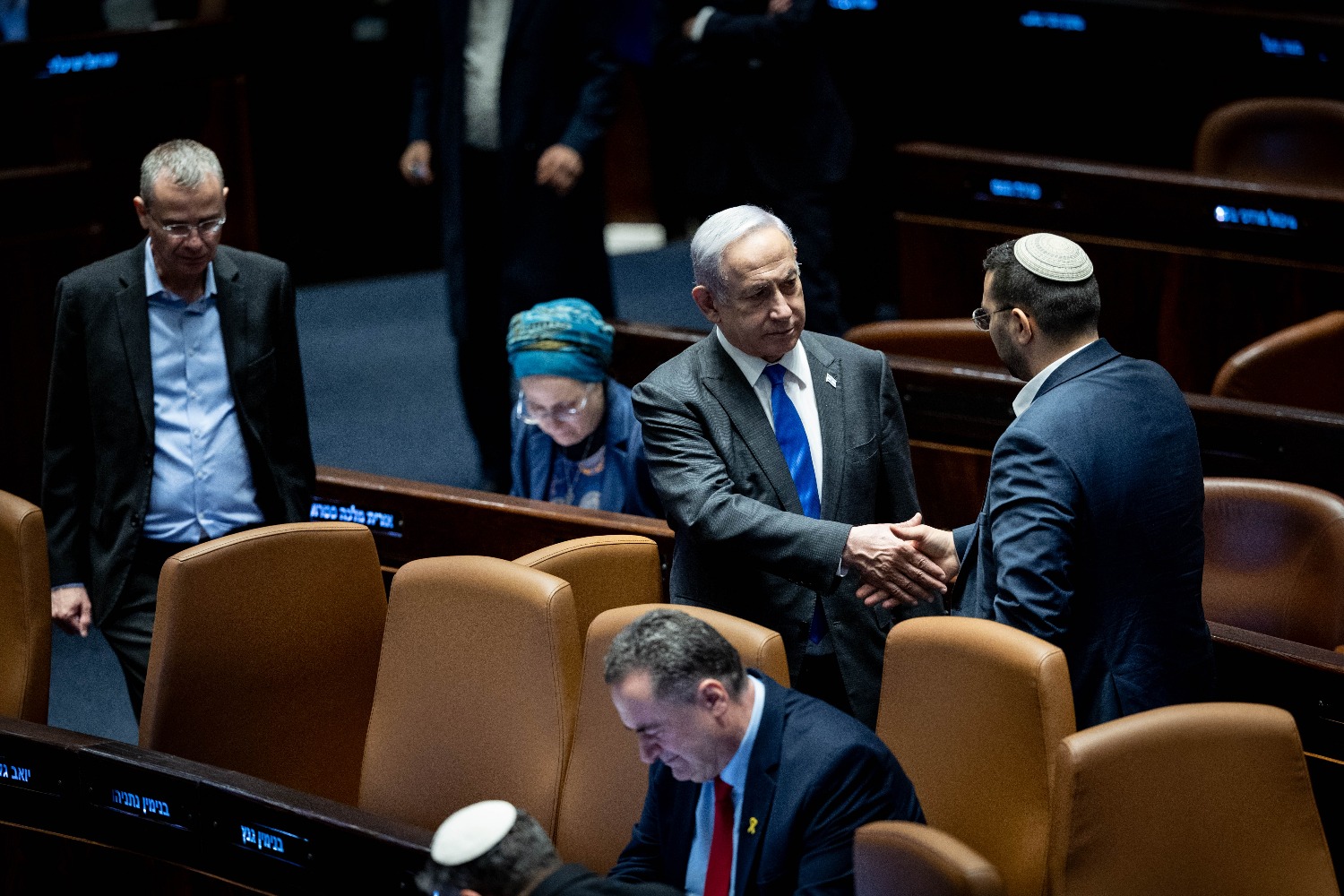 Кнессет принял в первом чтении Закон о призыве, министр обороны проголосовал против