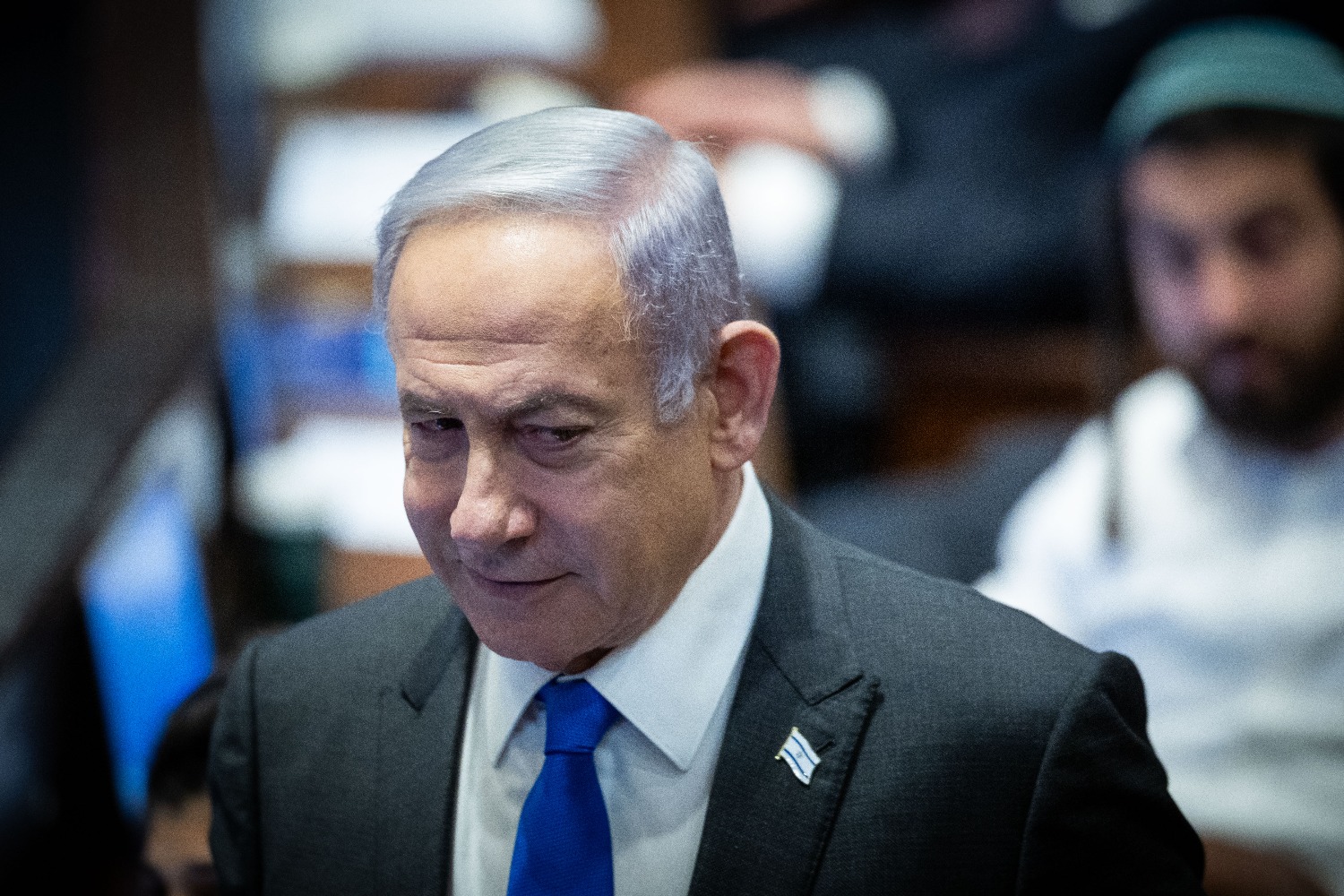 Нетаньяху резко поменял планы и вылетает сегодня ночью