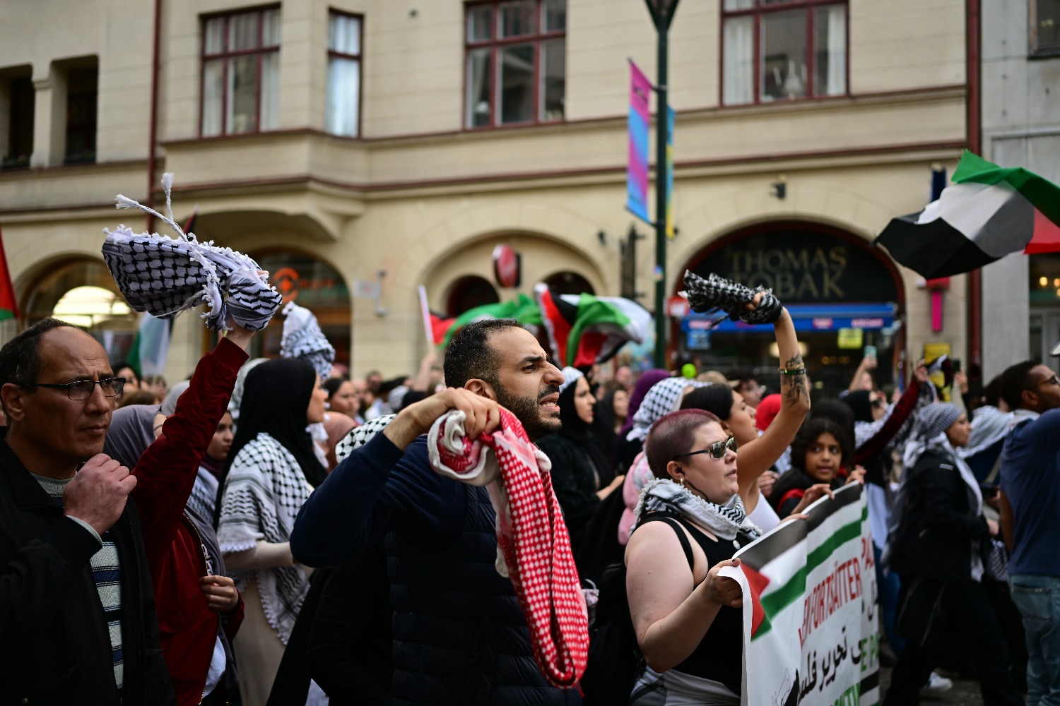 В Нью-Йорке предъявлено обвинение махровой антисемитке
